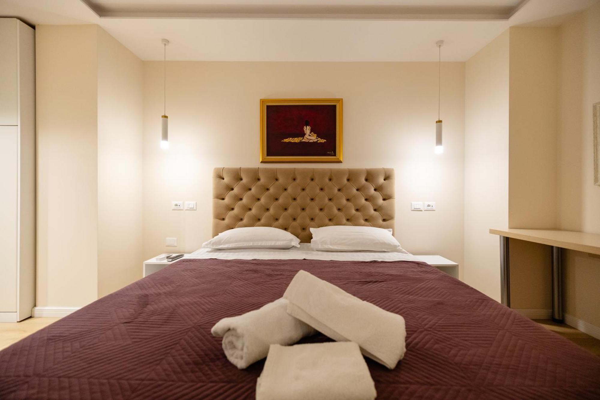 Luxury Center Observatori Apartment Tiran Dış mekan fotoğraf