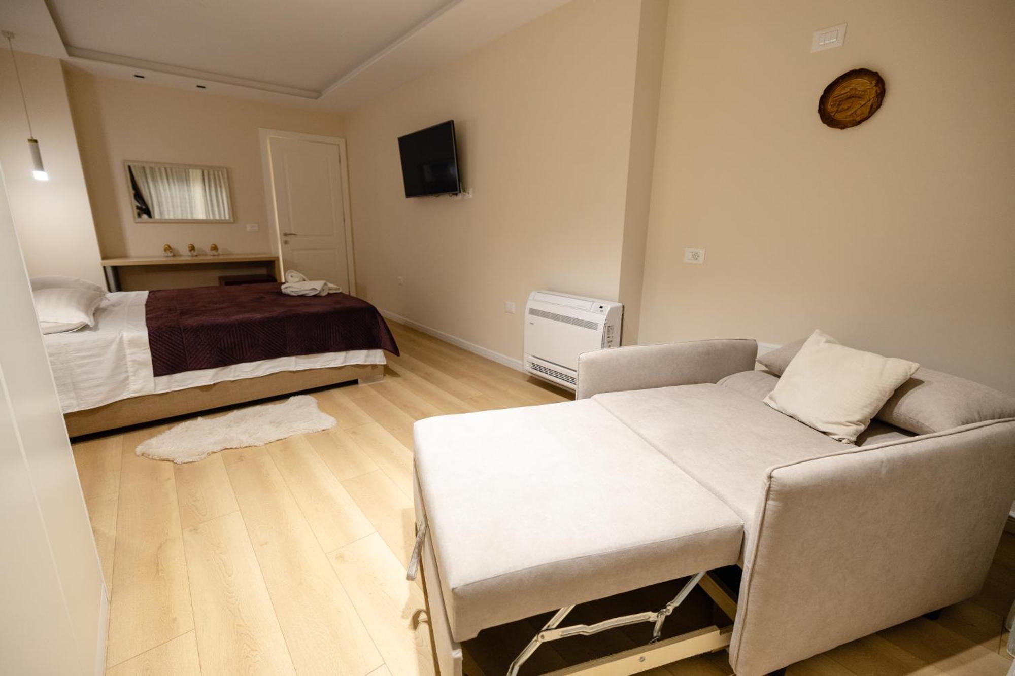 Luxury Center Observatori Apartment Tiran Dış mekan fotoğraf