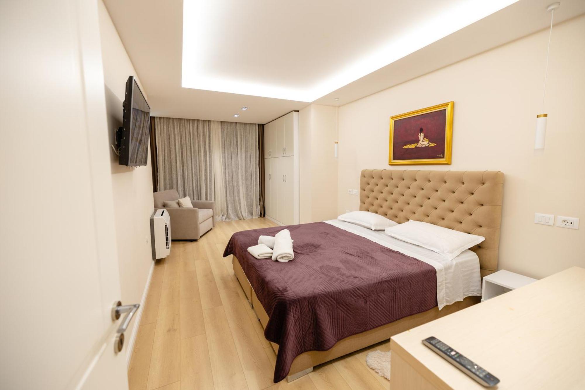 Luxury Center Observatori Apartment Tiran Dış mekan fotoğraf