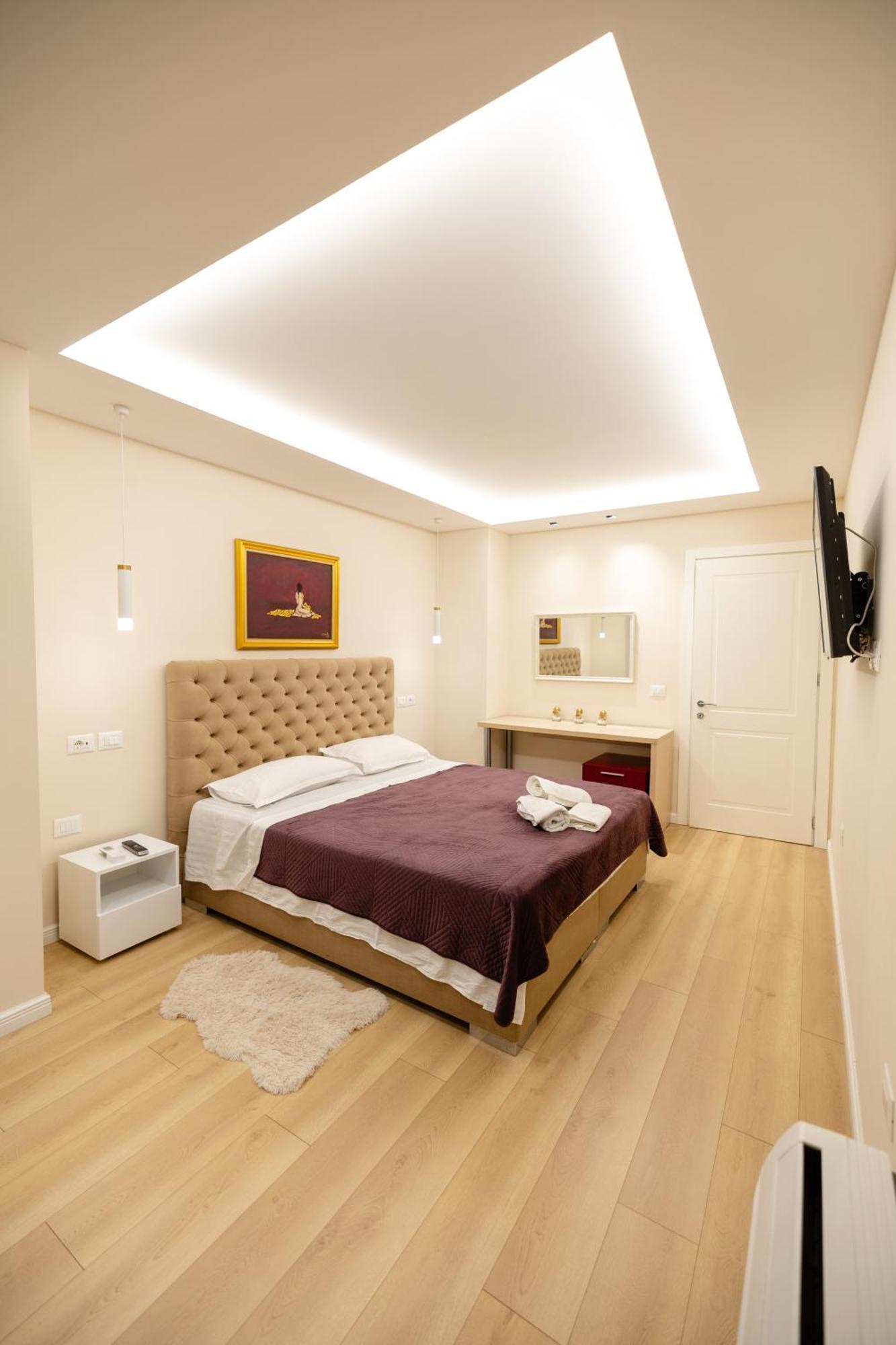 Luxury Center Observatori Apartment Tiran Dış mekan fotoğraf